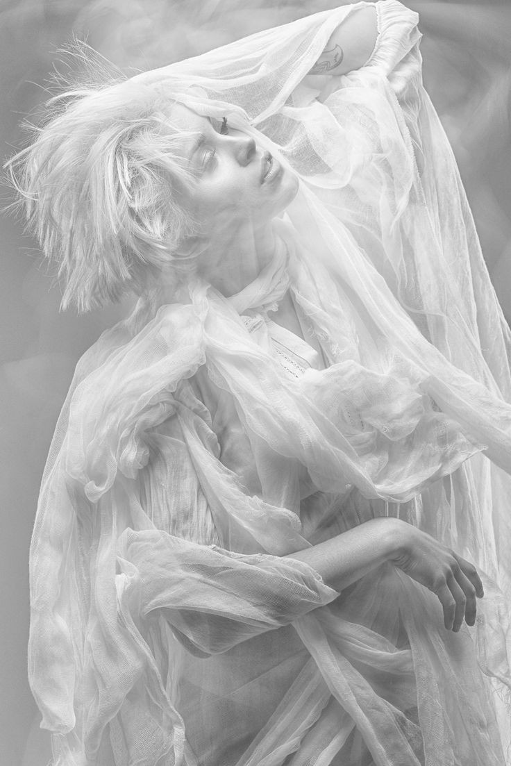 Queen of the Shadows ~