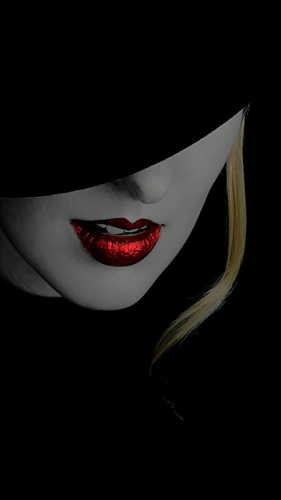 (MELBOURNE) JUST IN: Crown Casino has been hit with a $1 million fine for failing to vet foreign high rollers and scrutinise junket operators, some of whom have links to organised crime gangs #AceNewsdesk report