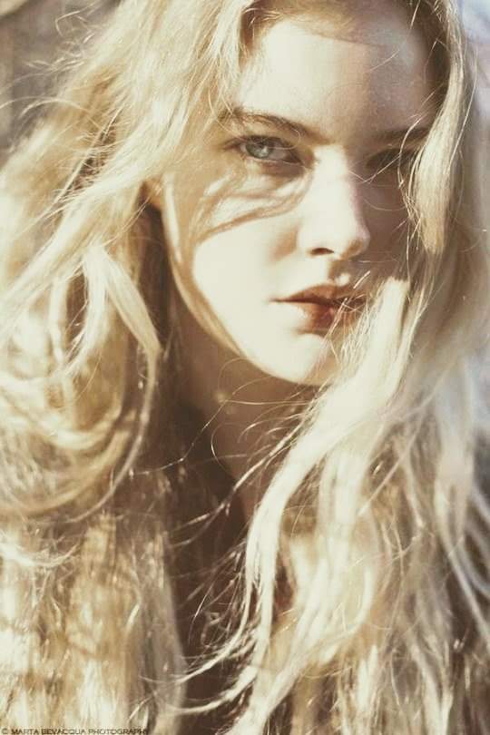 Watch “Eric Clapton – Tears in Heaven | Fingerstyle Acoustic Guitar” on YouTube