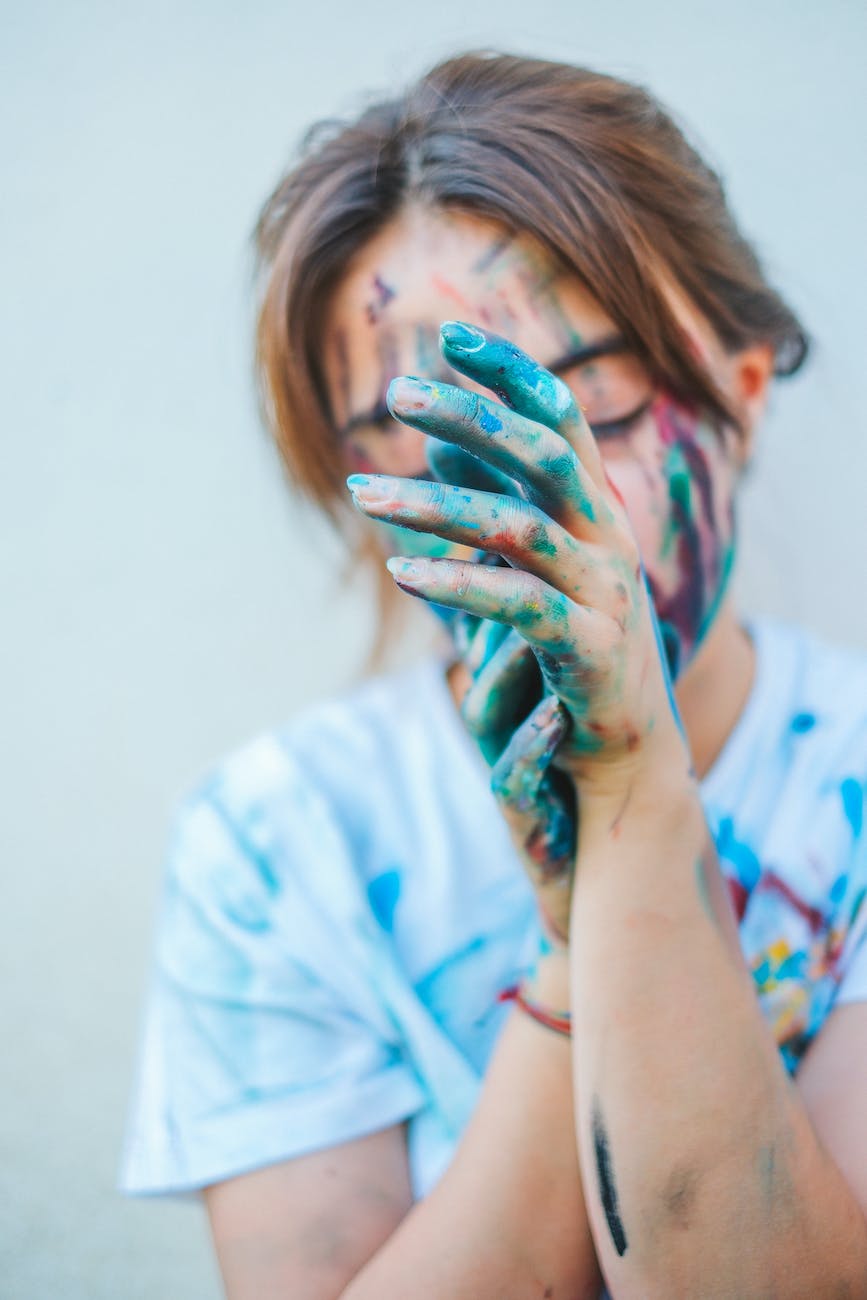 FEATURED NEWS & VIEWS REPORT: For Wellness And Happiness, Study Shows That Conversation Is Key