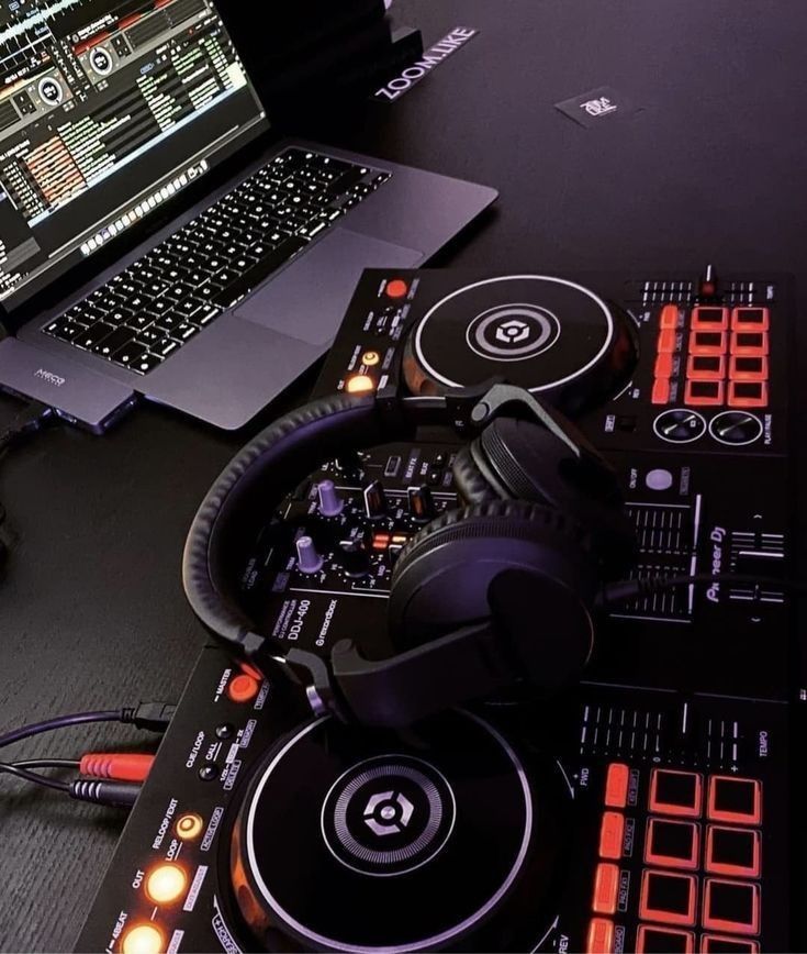 FEATURED BREAKING U.S REPORT: Top Secret US files on Russia are missing, according to a CNN report on Friday