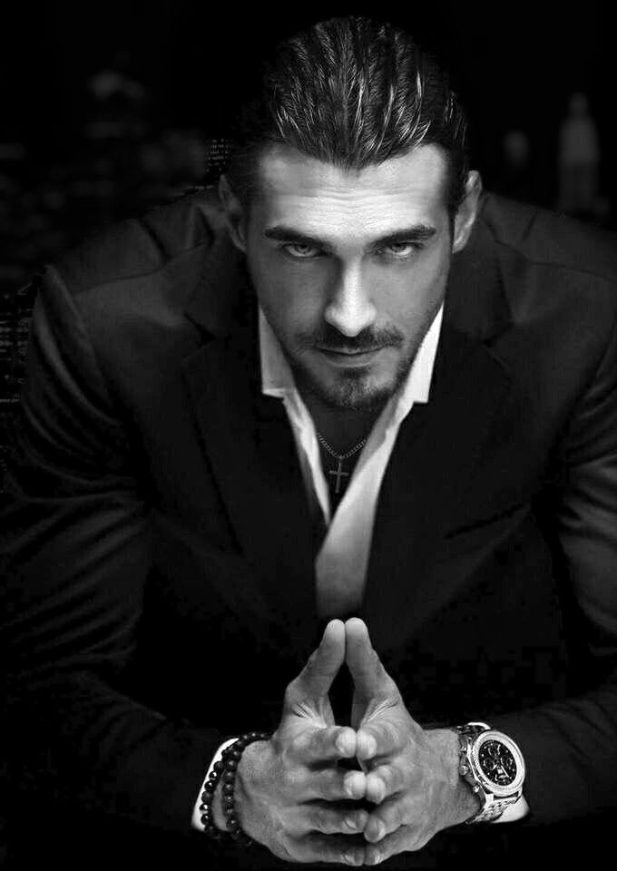 Europol & Eurojust: Nine Georgian nationals arrested for stealing antique books valued at EUR 2.5 Million